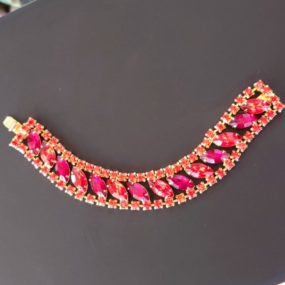 Vintage Orange & Red Rhinestone Flat Bracelet - Picture 8 of 9